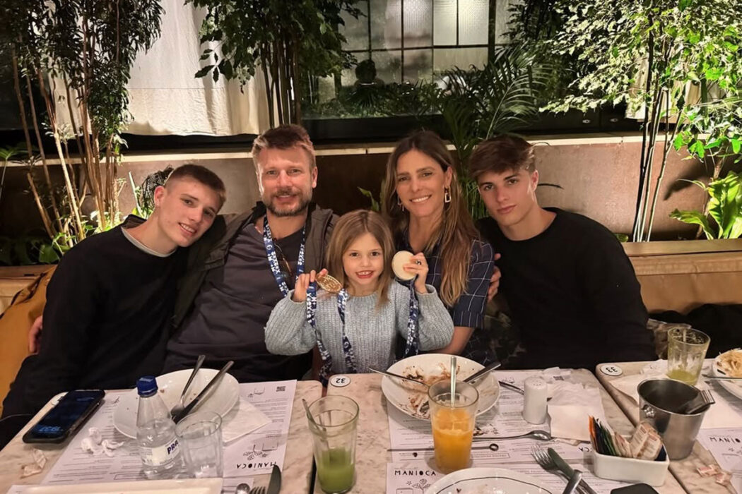 Fernanda Lima com a família