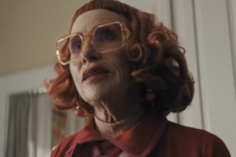 amy madigan como tia gladys em a hora do mal