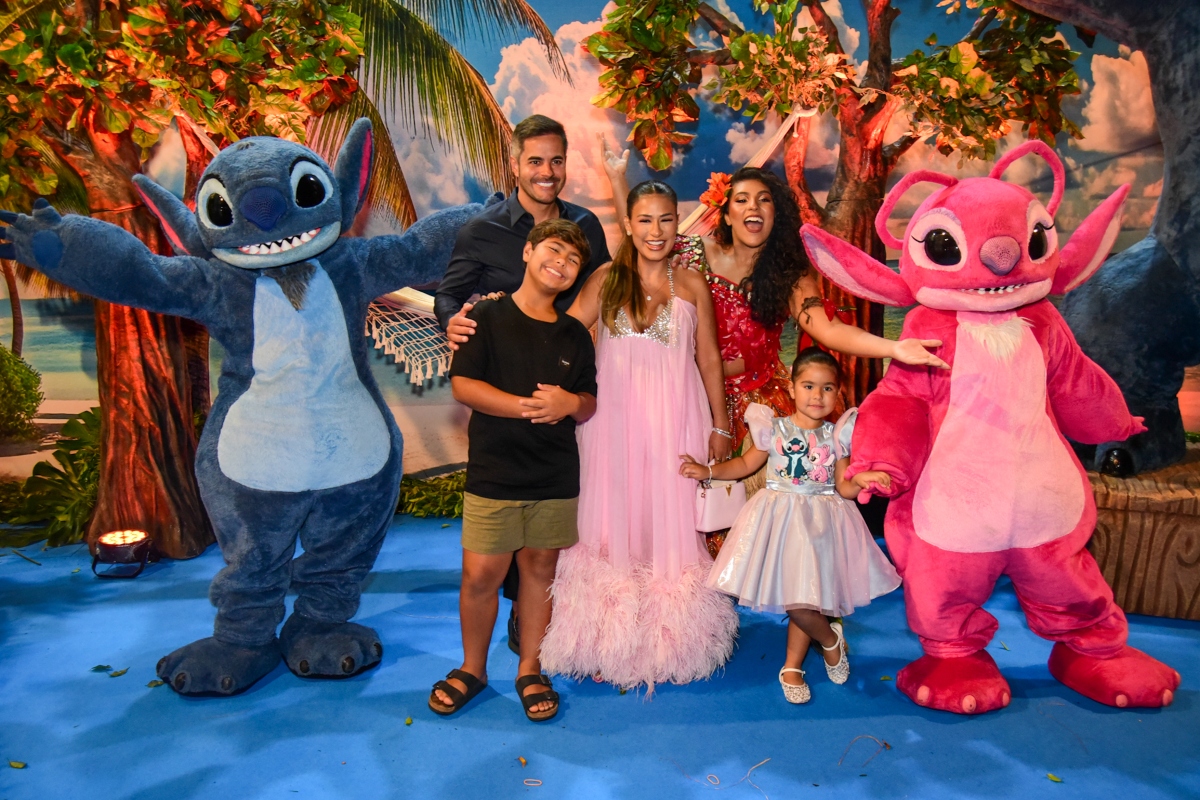 Kaká Diniz, Simone Mendes e os filhos