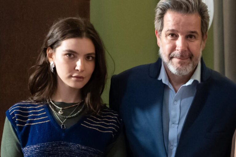 Lorena (Alanis Guillen) e Ferette (Murilo Benício) em "Três Graças"