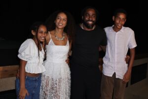 Taís Araújo, Lázaro Ramos e os filhos