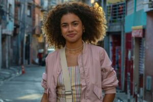 joélly (alana cabral) em três graças