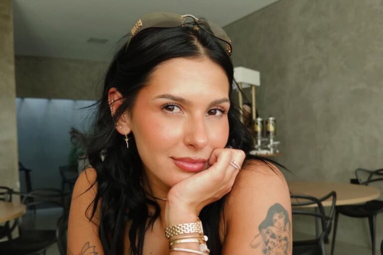 Ana Castela